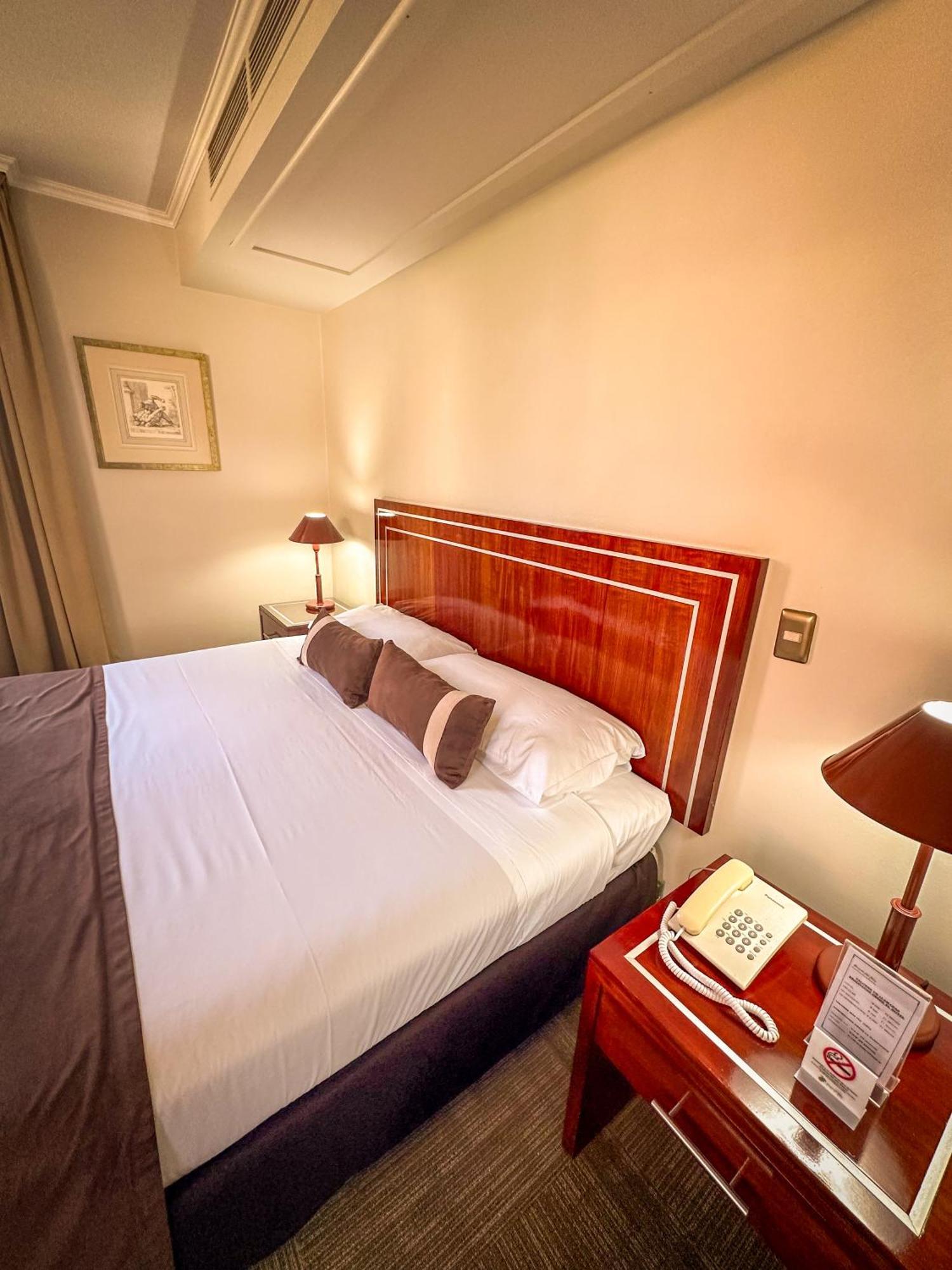 Hotel Leonardo Da Vinci サンティアゴ エクステリア 写真
