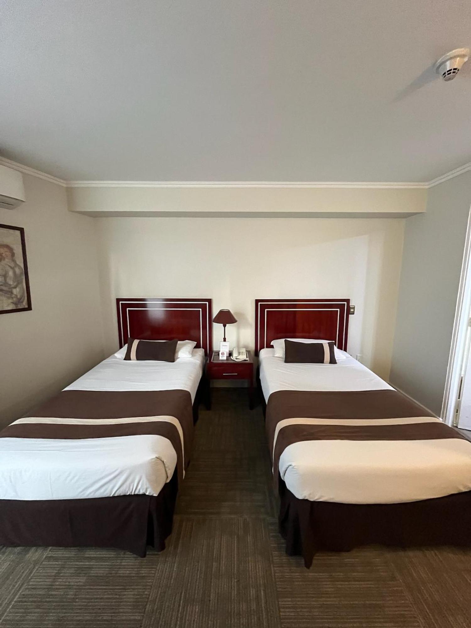 Hotel Leonardo Da Vinci サンティアゴ エクステリア 写真